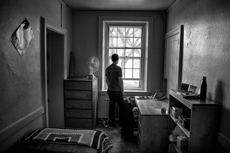 mark zuckerberg in his dorm room มาร์ค ซัคเคอร์เบิร์ก